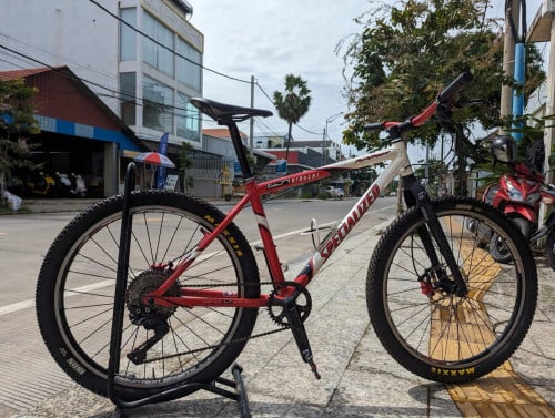 កង់លក់​ Xt 1x11 $250