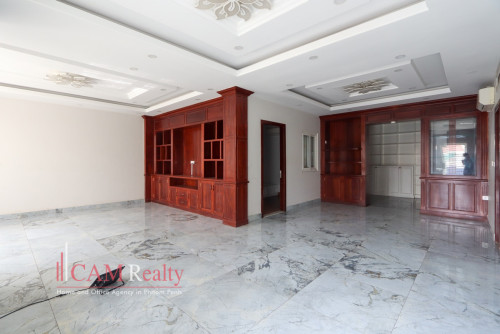 25 Bedroom Apartment Building For Rent in Tuol Kork.