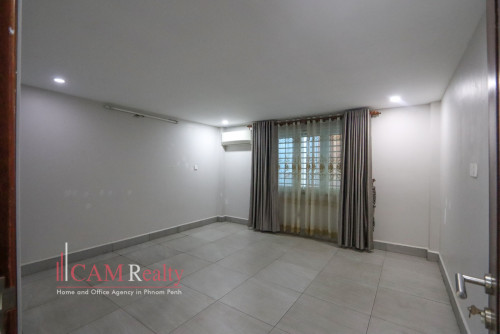 25 Bedroom Apartment Building For Rent in Tuol Kork.