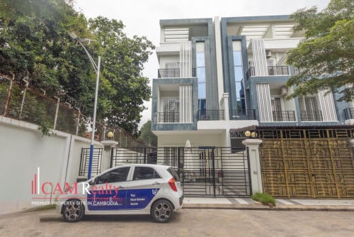 4 Bedrooms Link Villa For Rent| Borey Sambath Meanheng - 3