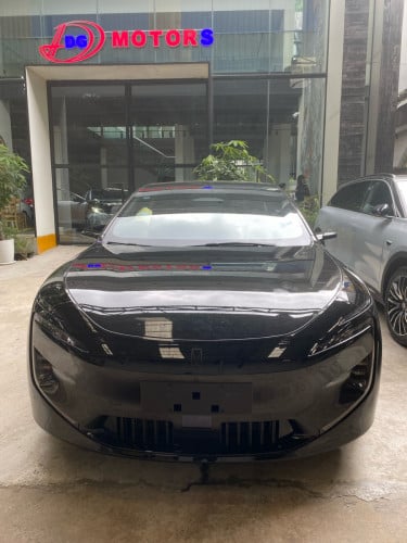 Avatr 12 កញ្ចក់កាមេរ៉ា កៅអីក្រហម