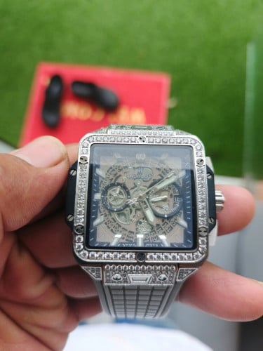 នាឡិកាលក់