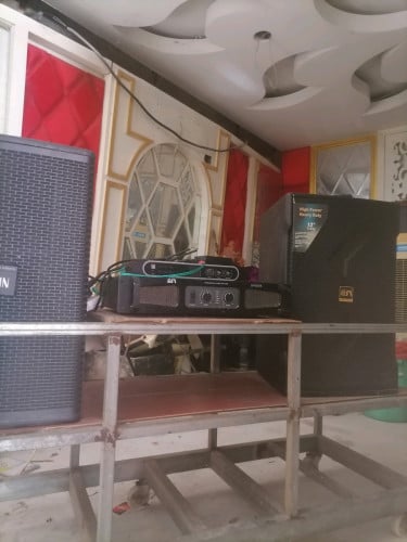 មានលក់ឈុតខារ៉ាអូខេ