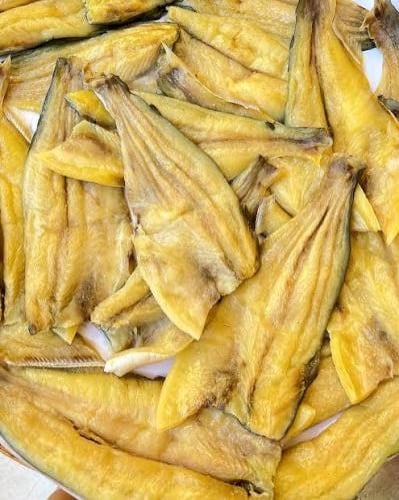 បោះនំត្រីងៀត