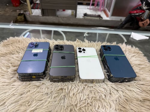 តួរហ្សុីន12ProMax