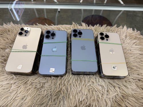 តួរហ្សុីន13ProMax