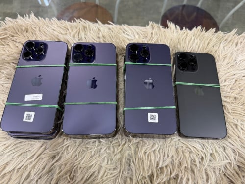 តួរហ្សុីន​14ProMax