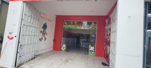 ផ្ទះល្វែងE0 សំរាប់ជួលនៅក្បែរ បាក់ទូក អូឬស្សី l E0 flat for rent near Bak Touk