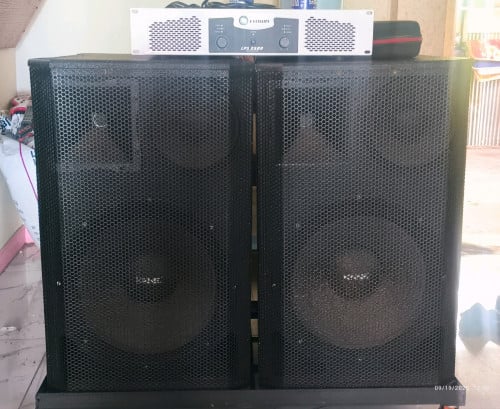 ឈុត Karaoke គ្រួសារ