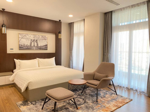 Modern 1-Bedroom | Prime Location in BKK2 – Hot Deal