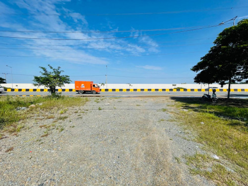 Land For Sale & Rent Along Samdech Hun Sen Blvd / 洪森大道(60米路)黄金地段出售与出租
