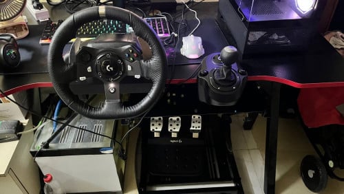 Logitect G920 + Shift Gear+ Standing នៅថ្មីមិនសូវបានលេង​ 160$ ដាច់