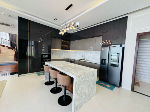 Luxury Villa For  Sale & Rent  Along National Road Number With Monthly Income