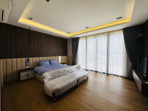Luxury Villa For  Sale & Rent  Along National Road Number With Monthly Income