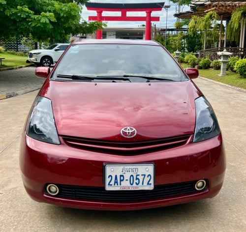Prius 05 full option VIP ធានាឡានស្អាតខ្លាំងបំផុត