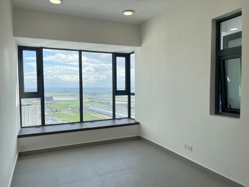 High Floor Studio Unit for Sale Below Market Price in Urban Village