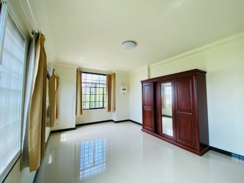 Nice 3Bed Plus 1 Bed For Rent In Tonle Bassac Area