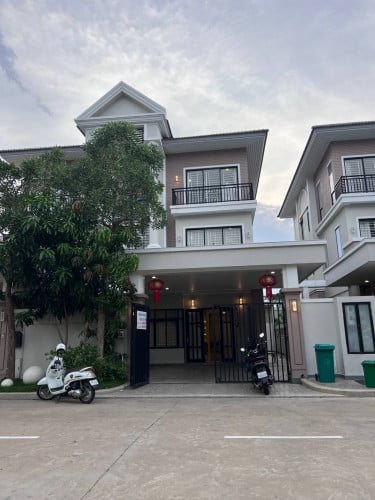 Villa for RENT! • Location: Borey PH Boueng Snor.