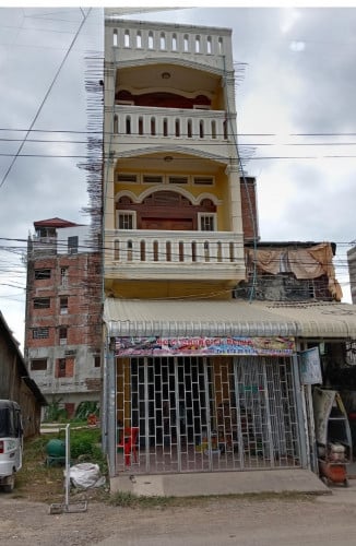 ផ្ទះលក់ក្រុងបាត់ដំបង