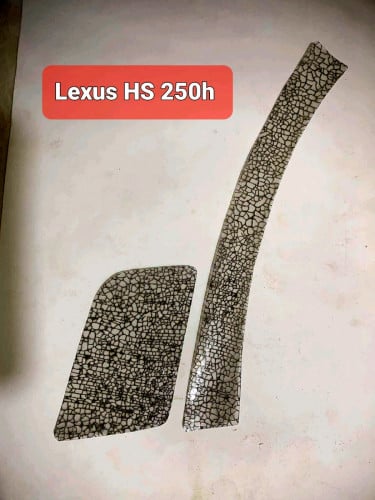 មានទទួលធ្វើ ស្គុតត្រគៀកឡាន គ្រប់ប្រភេទ នឹង តែមខ្មៅ គ្រើម