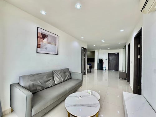 2BR Condo For Rent At The Peak Residence On 41st Floor