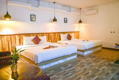 🌴 ដី និង រីសត សម្រាប់លក់ ជិតទឹកឈូ កំពត / 🌴 Land & Resort For Sale near Teuk Chhou, Kampot