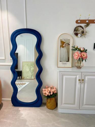 Wavy Cream Mirror