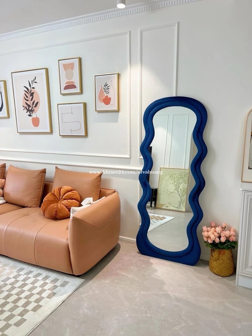 Wavy Cream Mirror