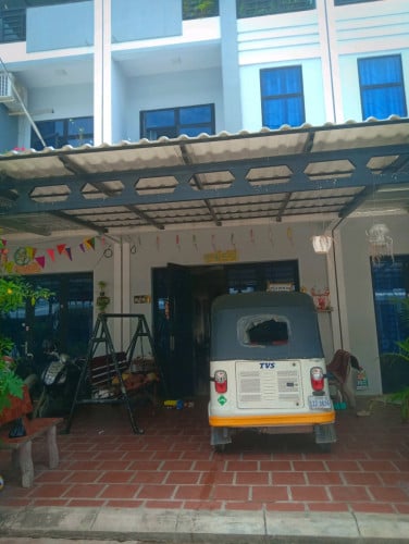 ផ្ទះលក់ (ក្នុងបុរីយាបសុវណ្ណា ក្រោយផ្សារកាណាសុីធី)