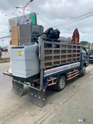 ឡានជួលដឹកអីវ៉ាន់