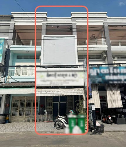 ផ្ទះអាជីវកម្មសម្រាប់លក់ នៅផ្លូវធំបុរីពិភពថ្មីចំការដូង