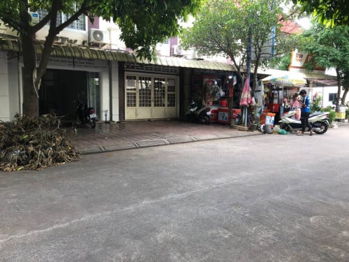 ផ្ទះលក់នៅបុរីរុងរឿង អូស៊ីអាយស៊ីជ្រោយចង្វារ