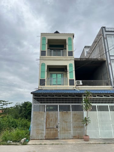 ផ្ទះ1ល្វែង