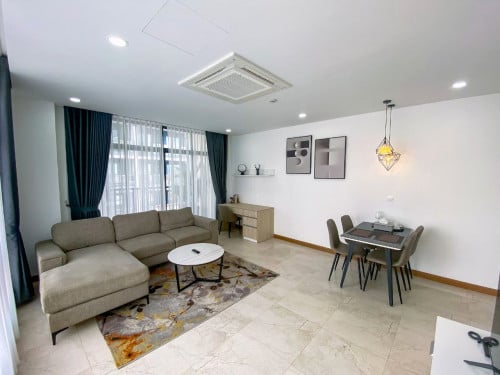 Modern 1-Bedroom | Prime Location in BKK1– Ready for Immediate Move-In