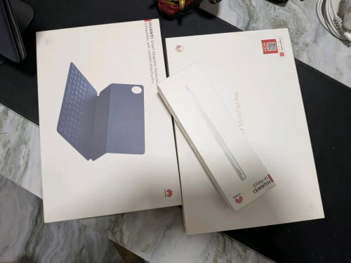 Huawei Matepad Pro 11inch OLED Wifi full set for sale!