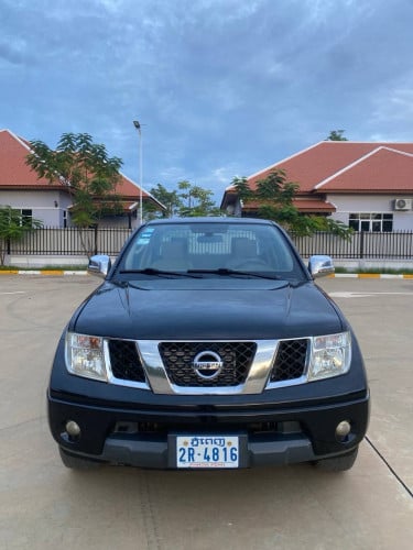 Nissan Navara ឡានក្រុមហ៊ុន