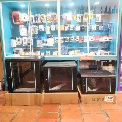 Rack មានស្តុកកម្មង់បានបងៗ