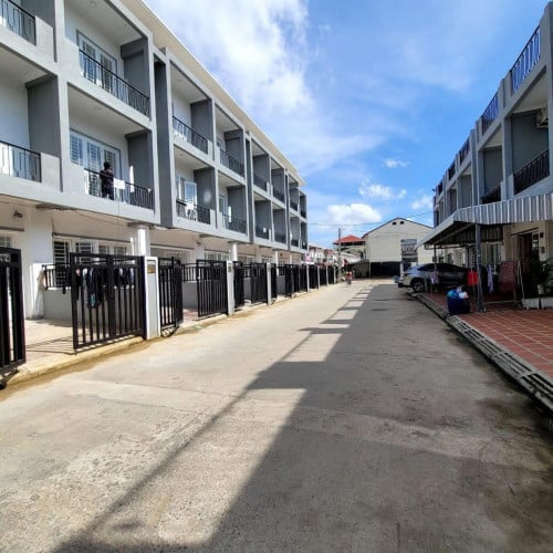 ផ្ទះលក់បន្ទាន់