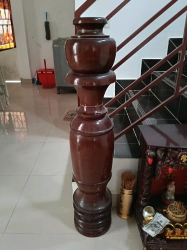 ឈើសុក្រំ 1គូរ នៅបាត់ដឹង