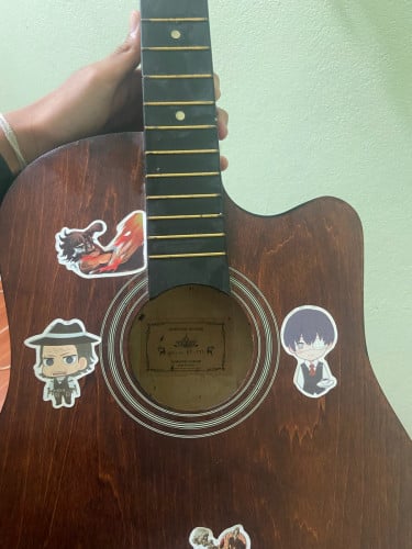 ហ្គីតាម៉ាក Kamoer