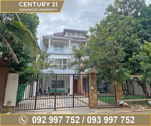 🏘 វីឡាឃ្វីន (Queen) ក្នុងបុរី ប៉េងហួត ដឹស្តាឡៃត៍  ត្រូវការលក់បន្ទាន់ខ្លាំង