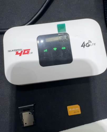 ដុំ WiFi ប្រើស៊ីម