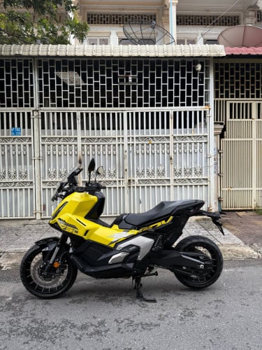 HONDA XADV 750 2025 SE JAPAN NEW 99.99% instock