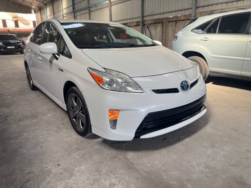 Prius 013 Persona Series ពណ៌​សកាំម៉ៃ​ (សន្លឹក​ពន្ធ)