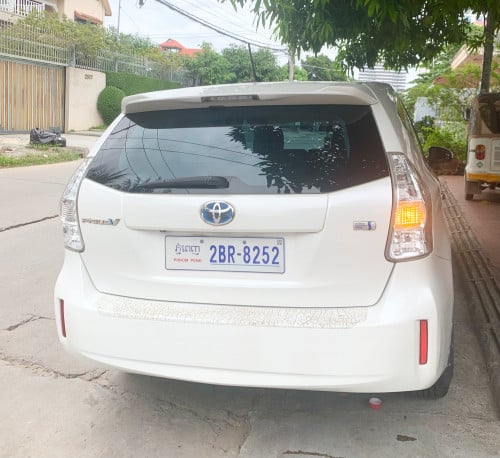Prius V 012 ឡានស្អាត​មិនបុកមិនប៉ះ ម្ចាស់ដើម