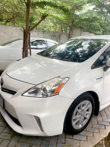 Prius V 012 ឡានស្អាត​មិនបុកមិនប៉ះ ម្ចាស់ដើម