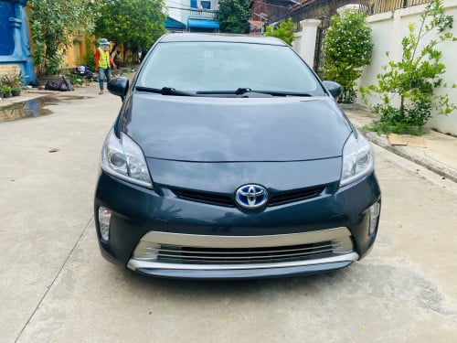 Toyota Prius 2013 option3 សឡា