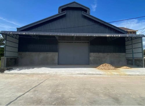 ឃ្លាំងថ្មីសម្រាប់ជួលនៅស្វាយរលំ ក្រុងតាខ្មៅ