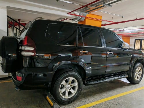 សួស្ដី ខ្ញុំមានរថយន្ត១គ្រឿងសម្រាប់លក់