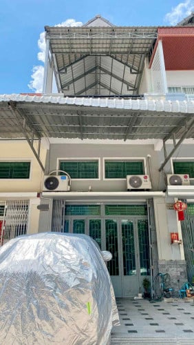 ផ្ទះលក់ម្ចាស់លក់ផ្ទាល់ប្លង់រឹងតំលៃក្រេាមទីផ្សារលក់ខាតតំលៃចរចាបានទៀត